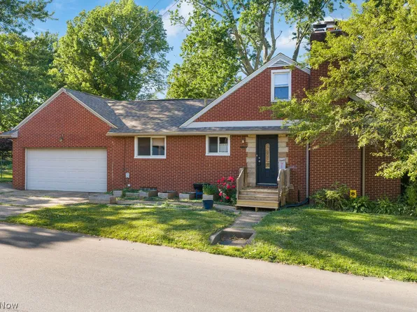 3405 Frazer Ave NW, Canton, OH 44709