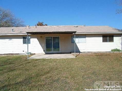 2nd image of 12333 Trailing Oaks St
