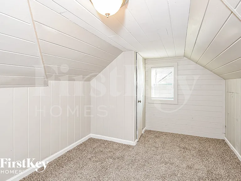 1567 Mayflower Ave SW — Photo 10