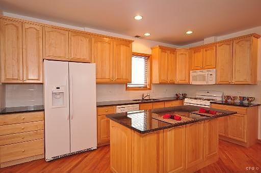 5th image of 3117 A North Orchard 1