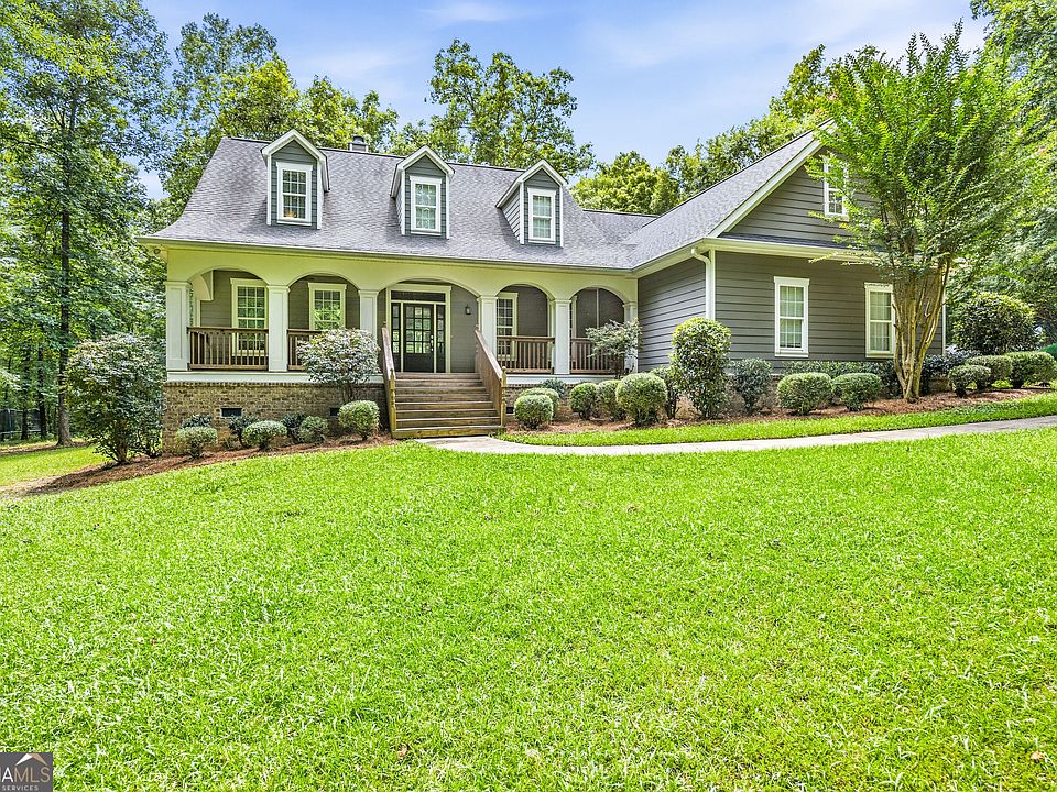 1st image of 201 Manor Ct