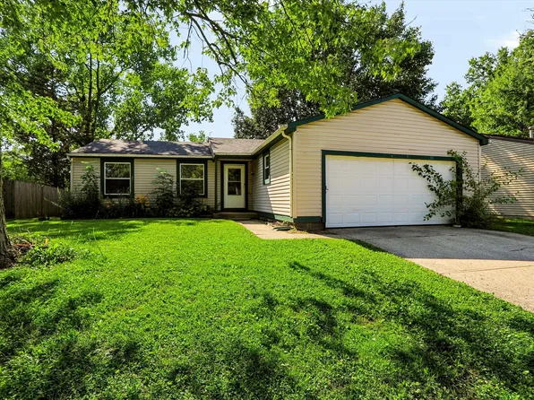 916 Waring Dr E, Indianapolis, IN 46229