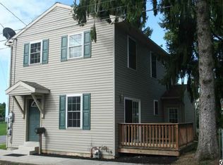 126 Lumber St, Mount Joy, PA 17552