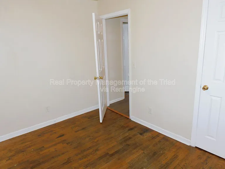2118 Everitt St #D — Photo 11