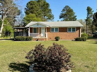 1469 Savannah Hill Rd, Dunn, NC 28334