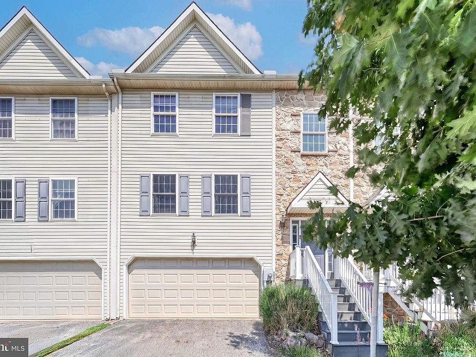 1st image of 3926 Sheppard Dr
