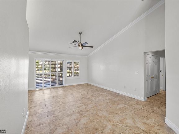 3rd image of 2644 Highvale Dr