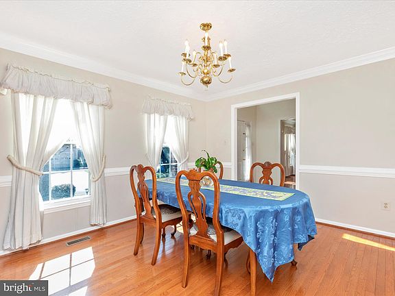 4th image of 250 Grange Hall Dr