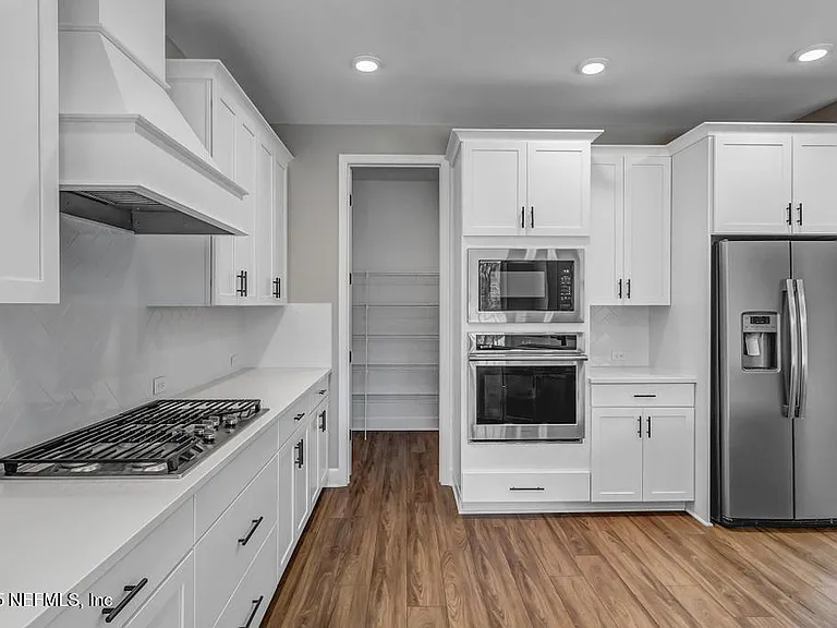 428 Settlers Landing Dr — Photo 10
