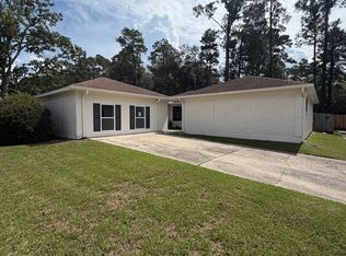 325 Drury Ln, Slidell, LA 70460