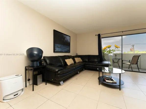 110 S Shore Dr APT 4B, Miami Beach, FL 33141