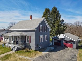 112 King St, Blackstone, MA 01504