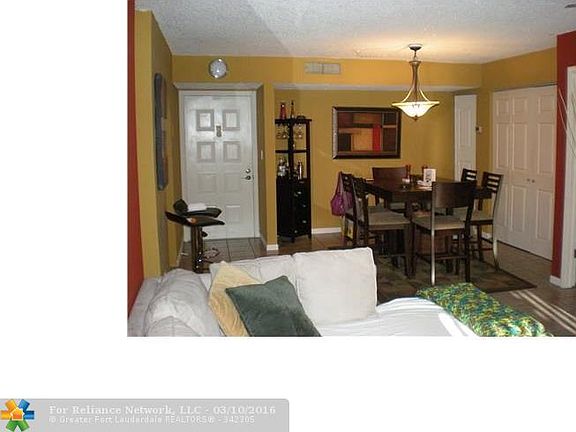 2nd image of 737 SE 1st Way APT 105
