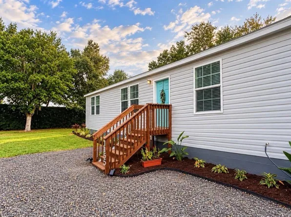 1155 Winter Green St, Lake Placid, FL 33852