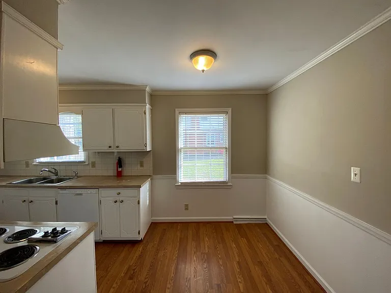 3221 Polo Rd — Photo 4