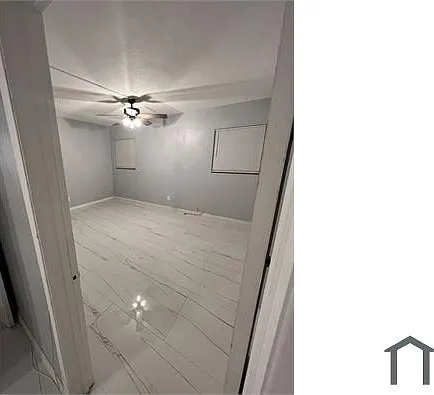 2 bed, 920 sqft, $2,050 — Photo 2