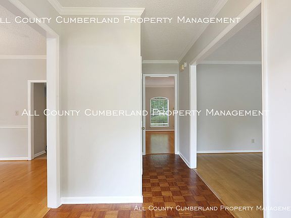 2nd image of 4045 Pineset Dr