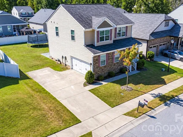 850 Windblown Pl, Rock Hill, SC 29730