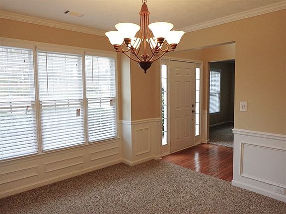 2nd image of 9000 Mallory Ln