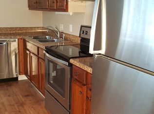 4325 Great Oak Dr, North Charleston, SC 29418