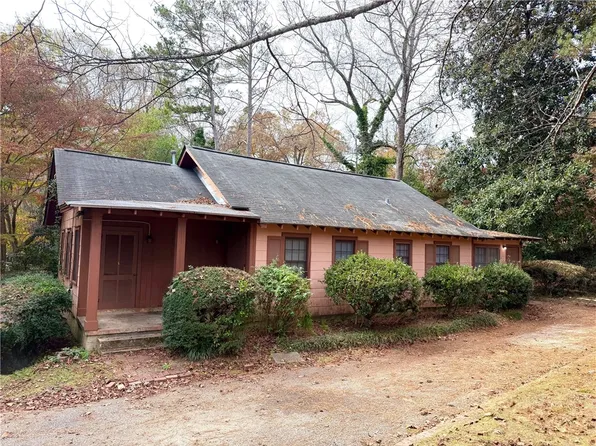 1032 E Glenn Ave, Auburn, AL 36830