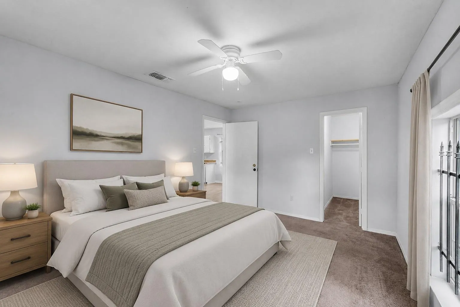 3 bed, 2.0 bath, 1431 sqft, $1,700 — Photo 4