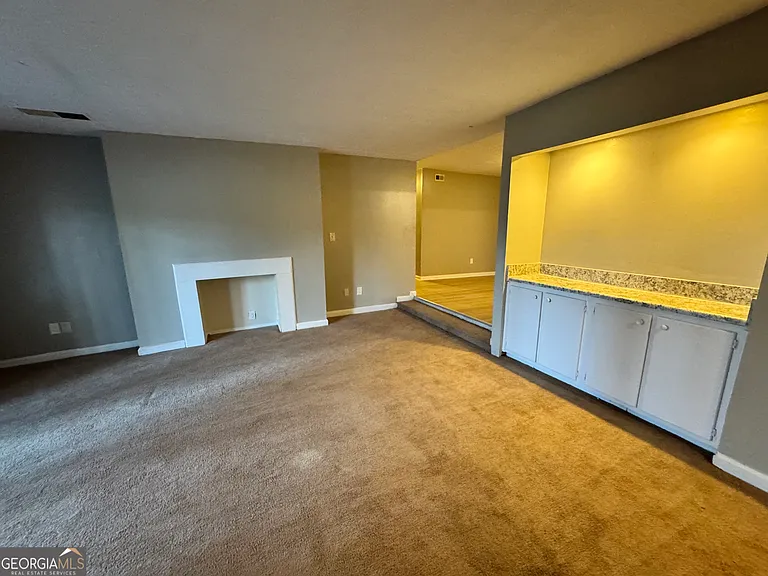 3575 Oakvale Rd #911 — Photo 5