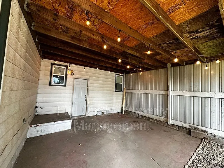 6455 Pacific St — Photo 13