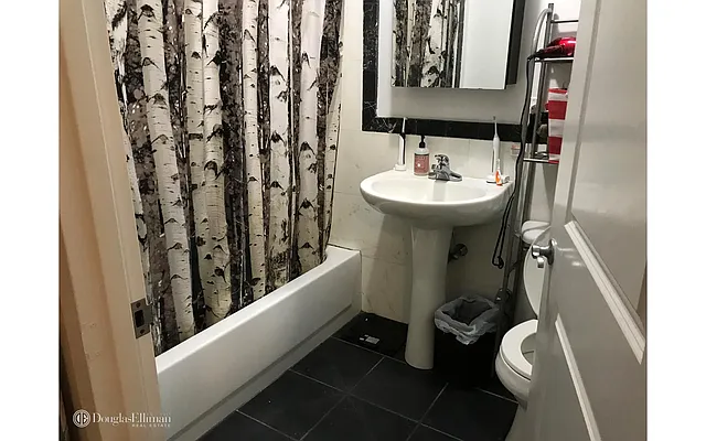 Rented by Douglas Elliman | media 29