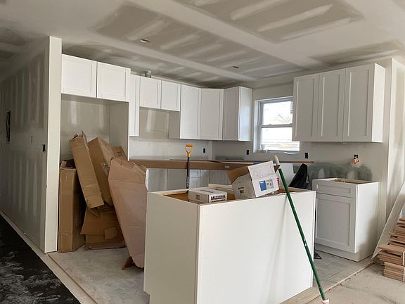 2nd image of 19 N Munn Ave #1&2