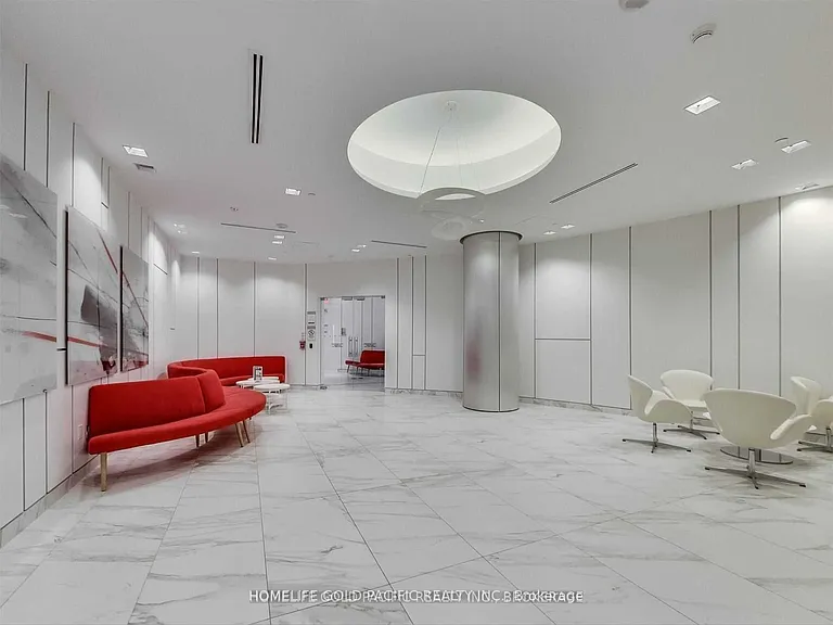 14 York St #5301 — Photo 22