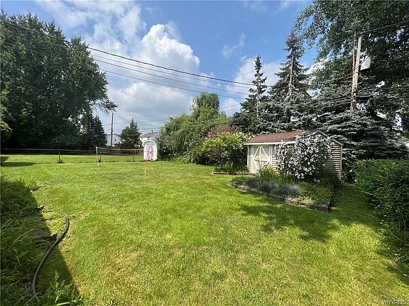 3rd image of 64 Ayrault Dr