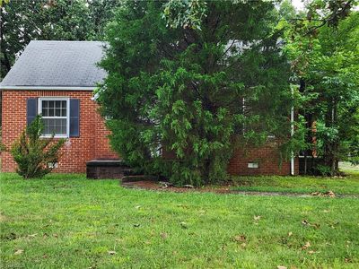 2003 Eastchester Dr, High Point, NC, 27265