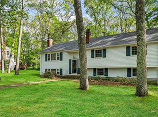 42 Helme Rd, Kingston, RI 02881