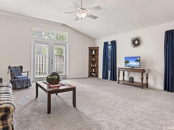 3rd image of 6053 NW 117th Pl