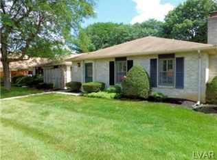 2797 Springhaven Pl, Macungie, PA 18062