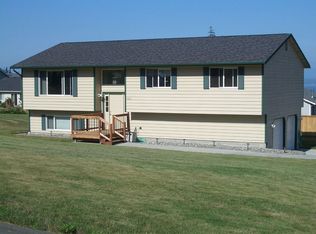1043 Fisher King Way, Camano Island, WA