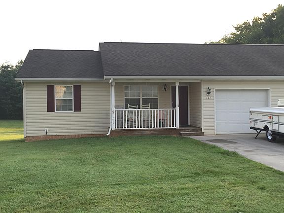 5th image of 129 Skylar Dr NE #127