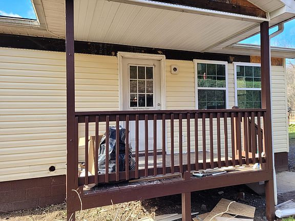 Nice small front porch