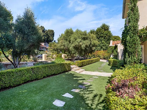 3rd image of 14928 La Cumbre Dr