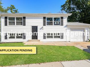 2829 Parc Cheri Ct, Saint Louis, MO 63129