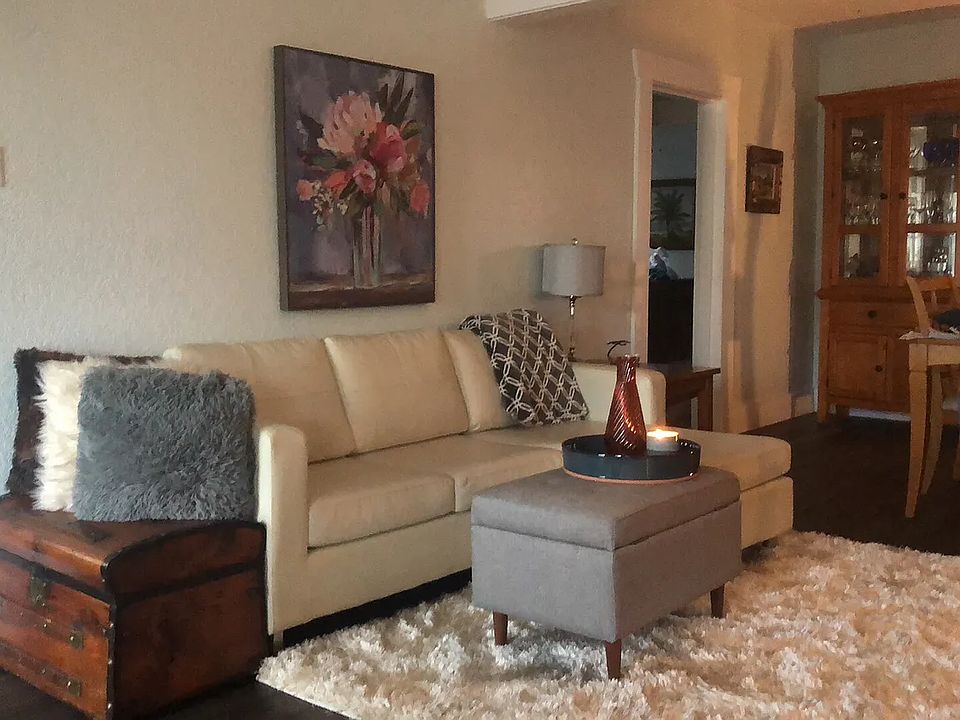 2nd image of 806 James St
