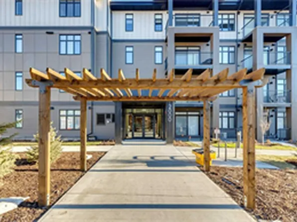 2411-200 Seton Cir SE, Calgary, AB