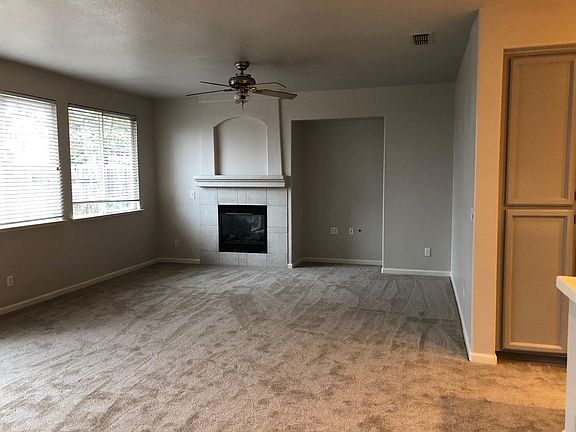 3rd image of 1848 San Diego Cir