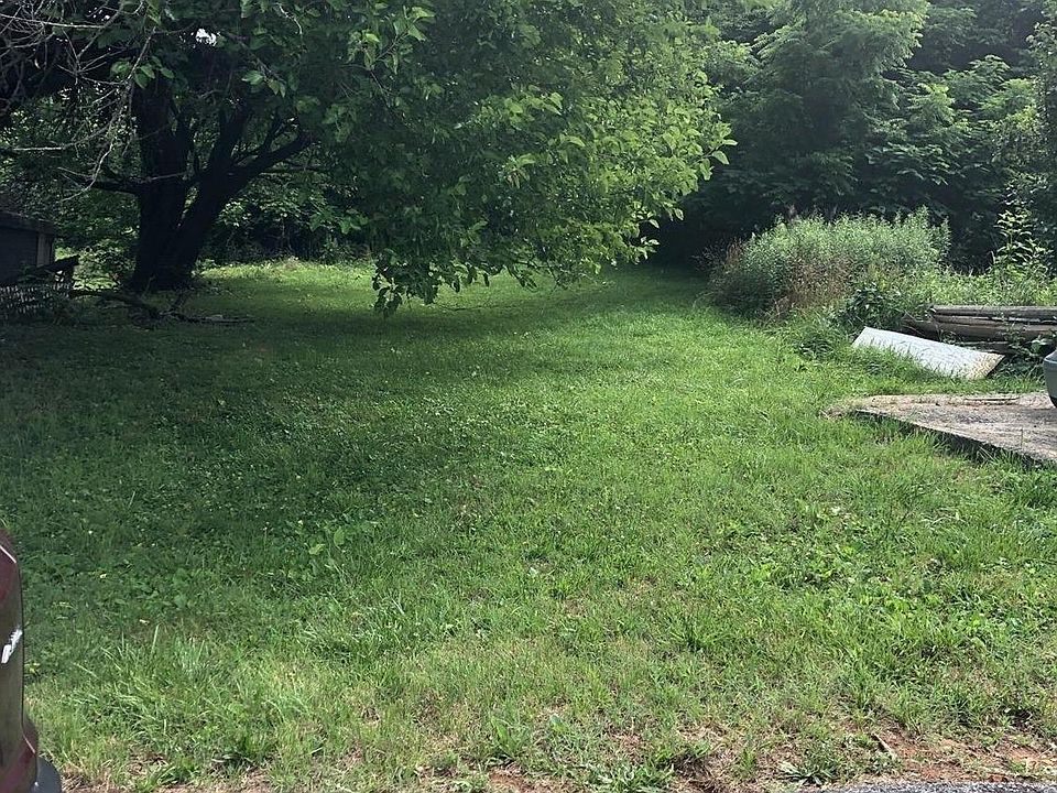 1st image of 2424 Morson St