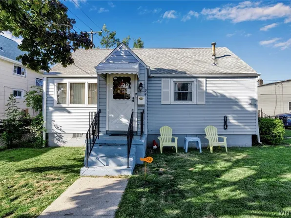 94 Franklin Ave, Sloan, NY 14212