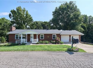 162 Richard Dr, Poca, WV 25159