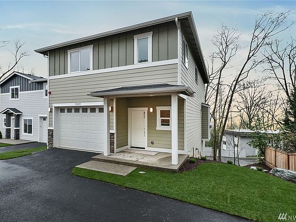 2nd image of 12020 Lot #27