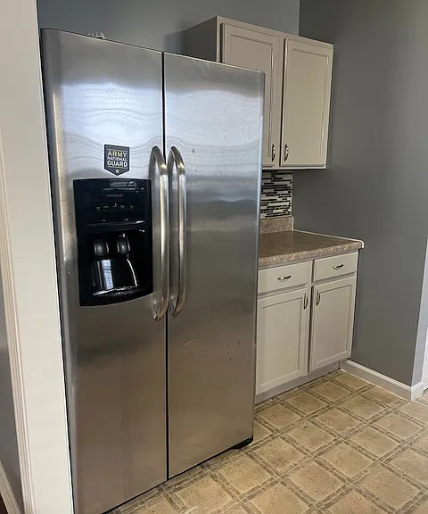 109 Chapelwood Dr — Photo 3