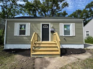 924 E 44th Ave, Gary, IN 46409